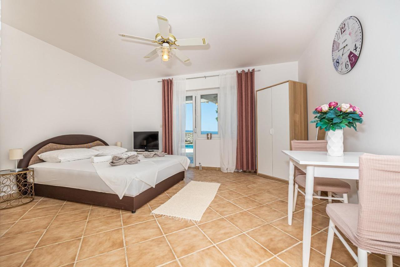 Bella Adria Apartmani Dramalj Luaran gambar