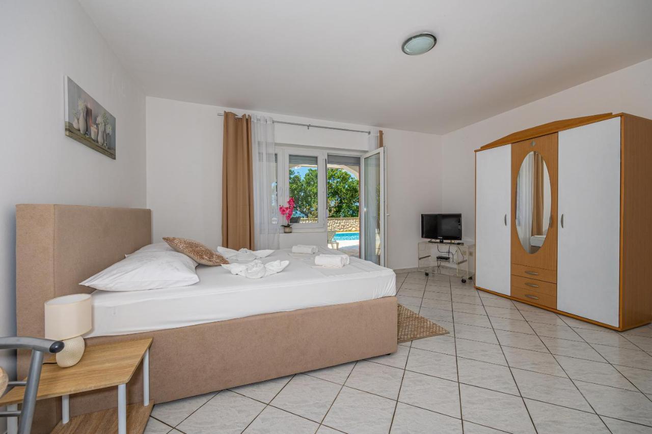 Bella Adria Apartmani Dramalj Luaran gambar