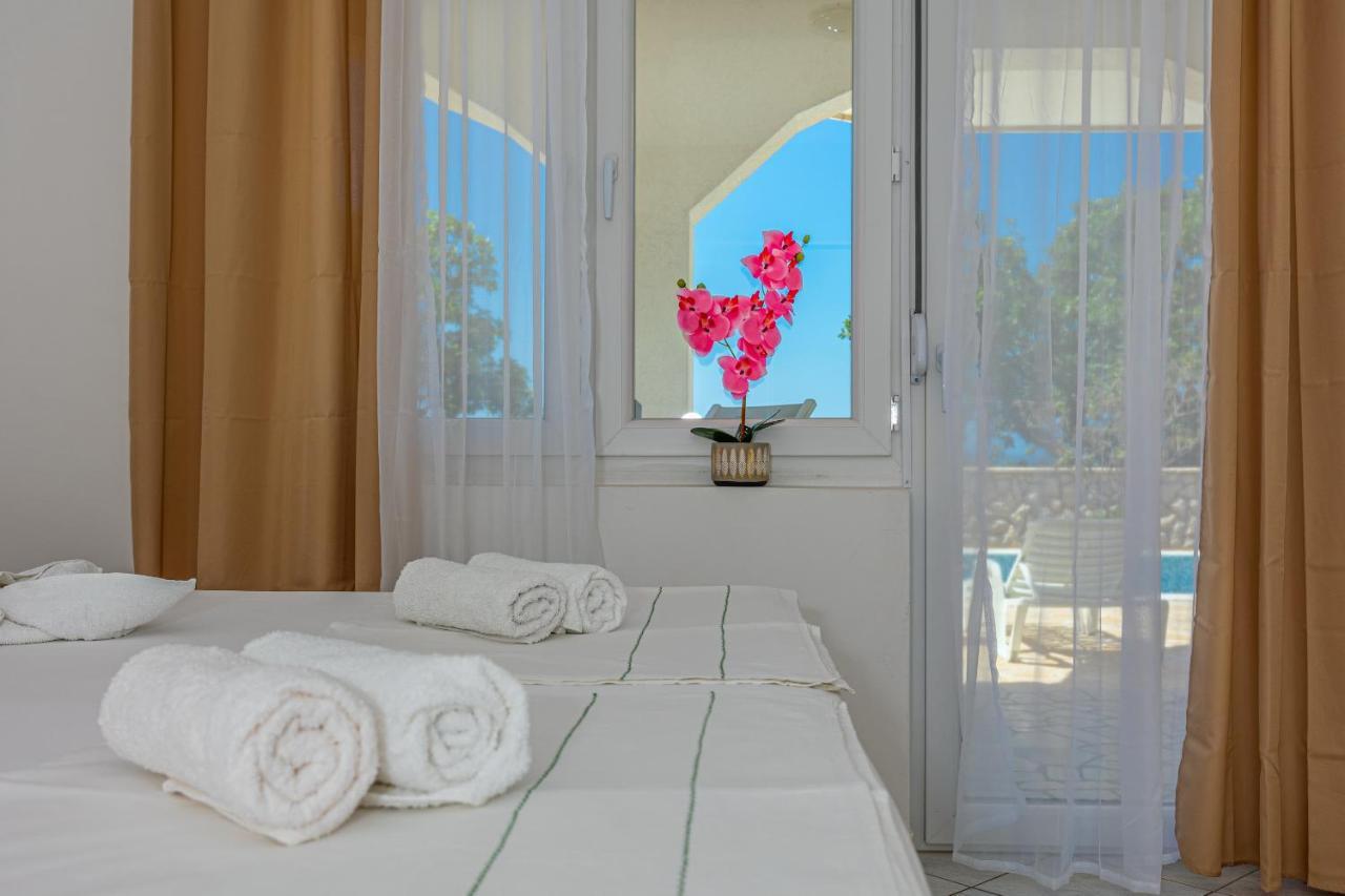 Bella Adria Apartmani Dramalj Luaran gambar