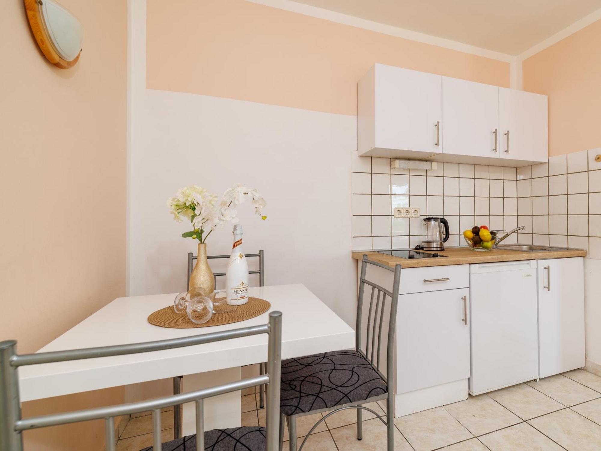 Bella Adria Apartmani Dramalj Luaran gambar